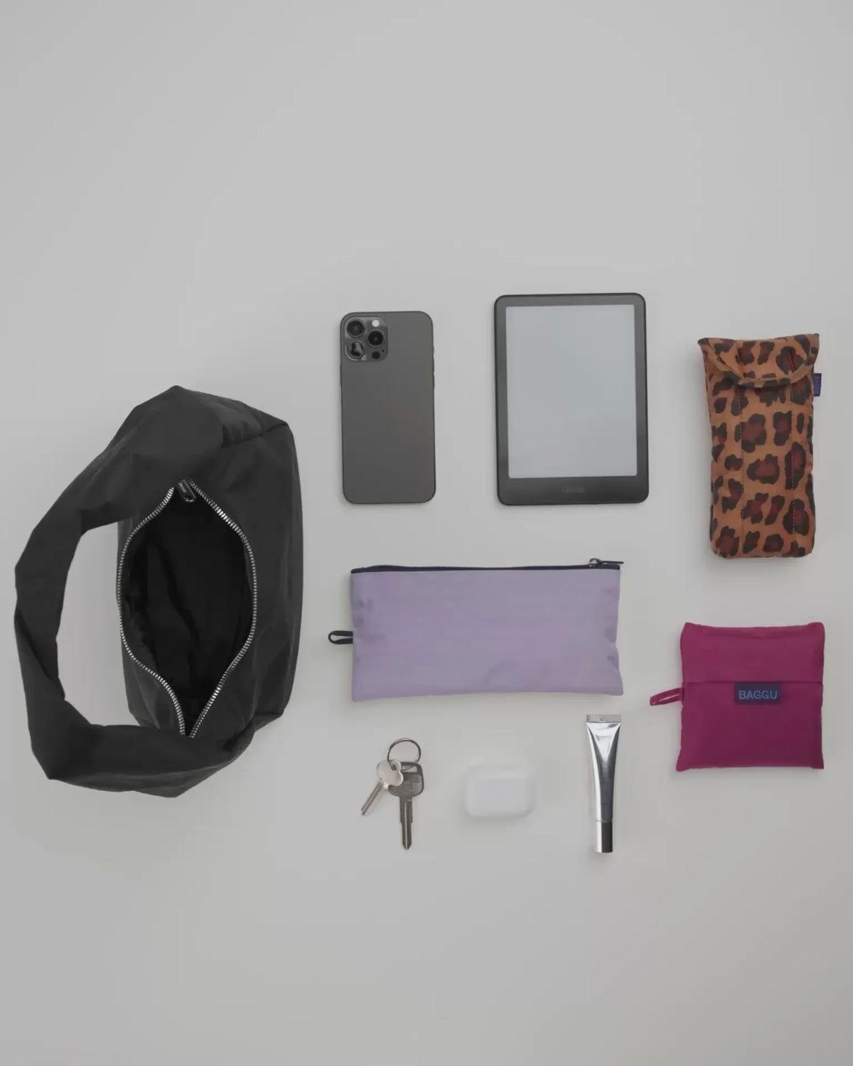 SMALL NYLON MERINGUE BAG - US 5041